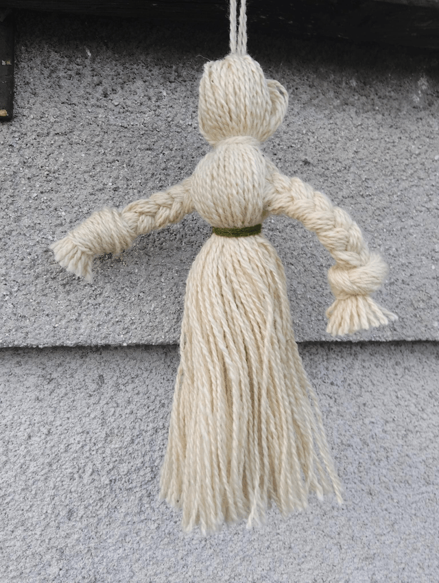 Poupée de laine